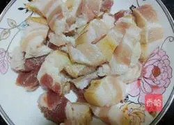 Illustration of how to make braised pork 1