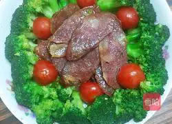 Illustration of how to marry Jinlan for a long time (stir-fried broccoli with sausages) 7