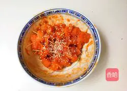 White Illustration of how to make sesame toothpick meat 9