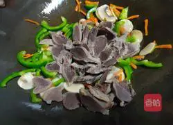 Illustration of how to make fried duck gizzards 8