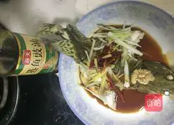 Illustration of home-style steamed mandarin fish 5