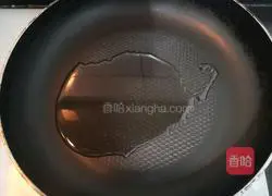 Illustration of how to make scrambled eggs with lettuce 9