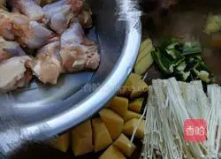 Illustration of the home version of braised chicken wing roots 1