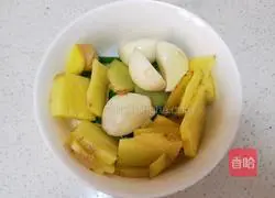 Illustration of how to make beef stew with potatoes 2