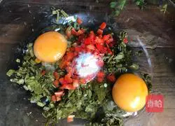 Illustration of how to make red pepper and toon egg pancake 4