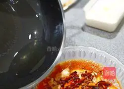 Illustration of how to make boiled pork slices 10