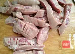 Illustration of how to make stir-fried kidney with sauerkraut 4