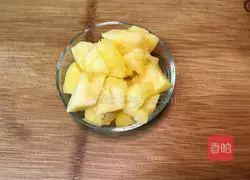 Pineapple Sweet and Sour Pork Recipe Illustration 5