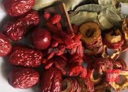 Illustration of how to make stewed chicken with potatoes, mushrooms, carrots and chicken 8