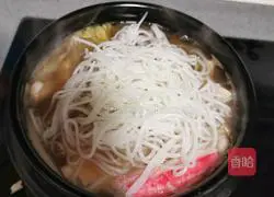 Casserole Rice Noodles Recipe Illustration 17