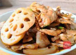 Illustration of how to make fried lotus root slices with meat 10
