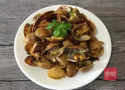 Illustration of how to make spicy fried yellow clams 11