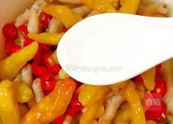 Illustration of how to make pickled pepper and chicken feet 13