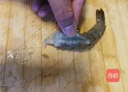 Illustration of how to make rich shrimps in tomato sauce 3