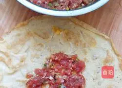 Illustration of how to make rolls 8