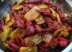 Illustration of how to cook crayfish rice cake 14