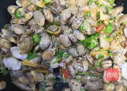 Illustration of how to make spicy fried clams 12