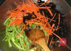 Illustration of how to make fish-flavored shredded pork 2