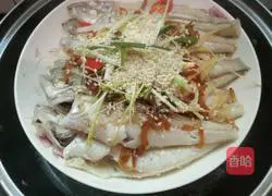 Illustration of how to make steamed sand pointed fish with dried radish 11