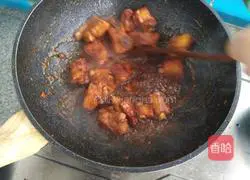 Illustration of how to make sweet and sour pork ribs 16
