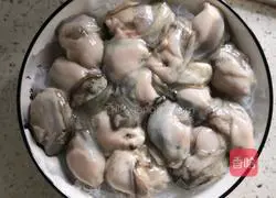 Illustration of how to make oysters with garlic vermicelli 5