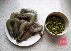 Illustration of how to make fried peas and shrimps 1