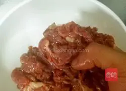 Illustration of how to make bean curd beef 3