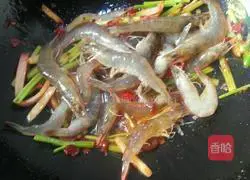Illustration of how to make spicy shrimp 5