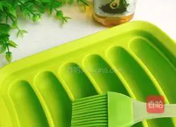 Illustration of how to make shrimp sausage 7