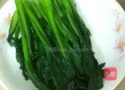 Illustration of how to make scallion, mustard and cabbage hearts 4