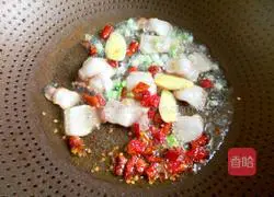 Illustration of how to make spicy and sour shredded cabbage 5