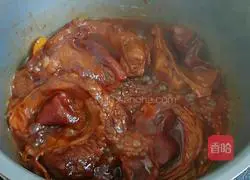 Illustration of braised heart-protecting pork 6