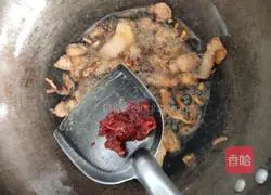 Illustration of how to make fried pork slices with fungus 6