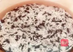 Illustration of how to make pearl meatballs 1