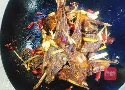 Illustration of how to make crispy duck skull 11