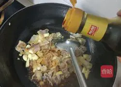 Illustration of how to make Huanghui bacon 7