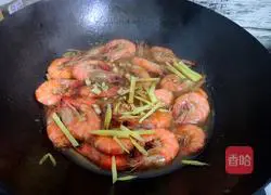 Illustration of braised prawns in oil 9