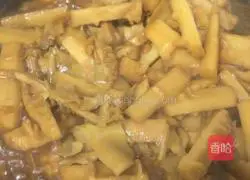 Illustration of braised bamboo shoots in oil 14