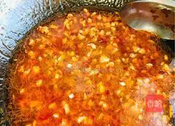 An illustration of how to climb a tree 9