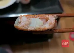Illustration of how to make fresh and sweet shrimp and lotus root cakes with less oil 15