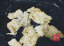 Illustration of how to make chicken chop and potatoes 3