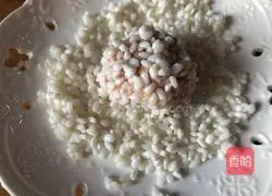 Illustration of how to make pearl meatballs 7