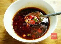 Illustration of how to make homemade shredded chicken 9