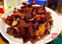 Illustration of how to make classic braised pork 8