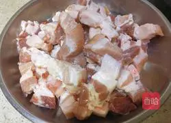 Illustration of how to make braised pork 3