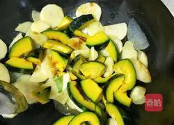 Illustration of how to make potato stewed Japanese melon 6