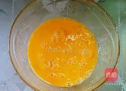 Illustration of how to make scrambled eggs with double peppers 2