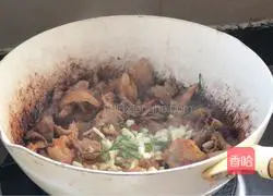 How to stir-fry eggplant and pork belly Illustration 11