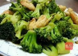 Illustration of how to make fried shrimps with broccoli 10