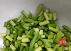Illustration of how to make appetizer meat pickles 5